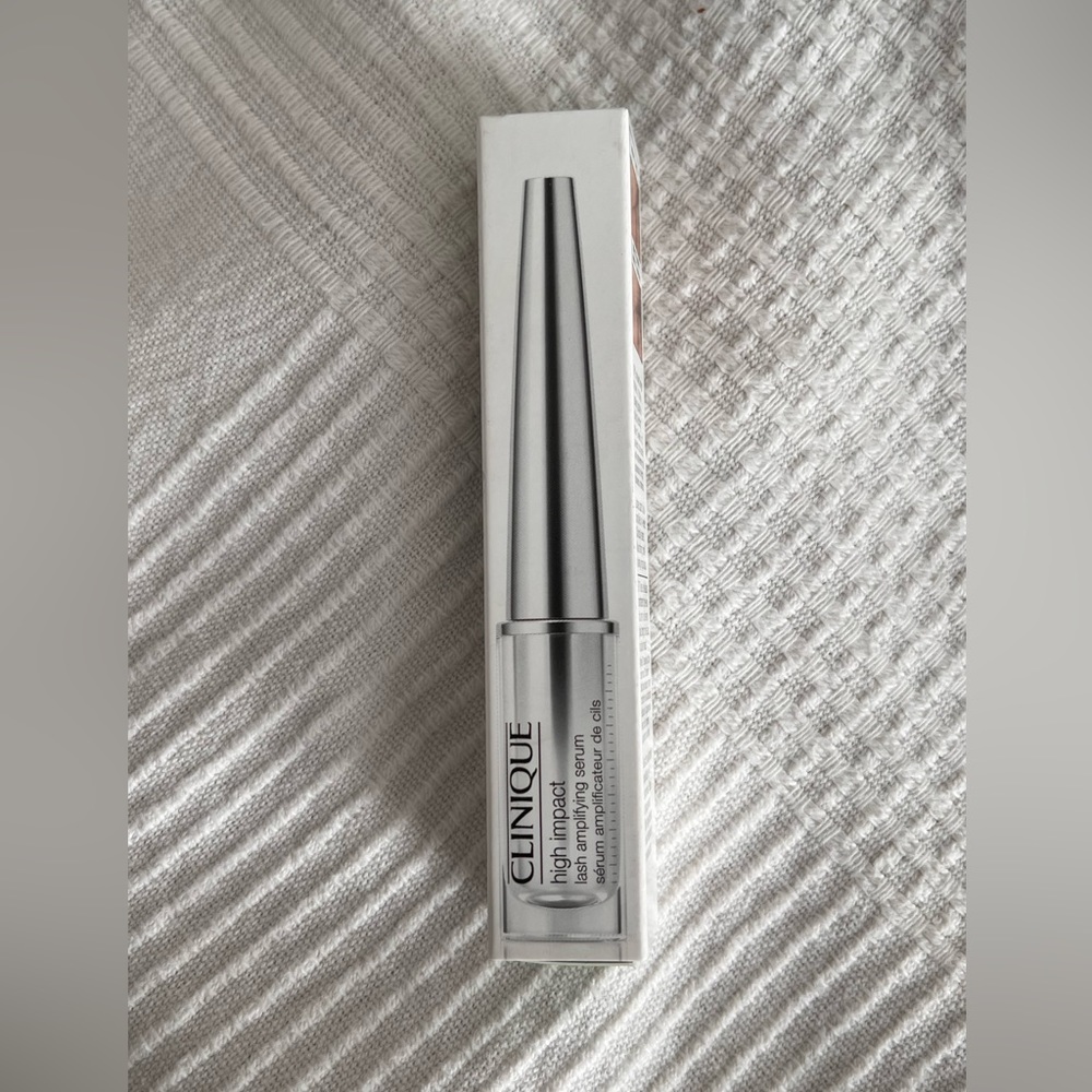 BNWB CLINIQUE MASCARA BLACK